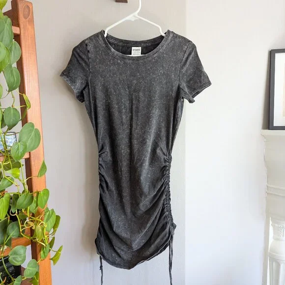 Ruched t-shirt dress, black, XS - Picture 1 of 6